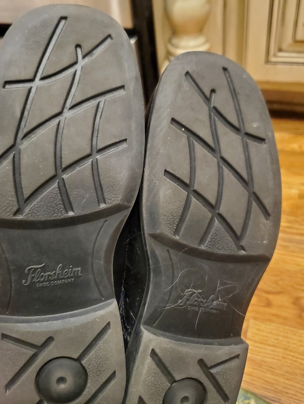 Florsheim Boys Size 5 Black Leather Slip-On Loafers - Picture 4 of 6
